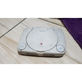 Playstation 1 Psone Só O Aparelho Sem Nada. Não Leu Os Jogos. 080. A26