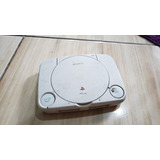 Playstation 1 Psone Só O Aparelho. Ele Liga Mas Com Imagem Cinza E E Tem Som. Tá Com Defeito.  868. B26