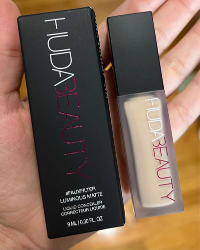 Faux Filter Luminous Matte Concealer Huda Beauty