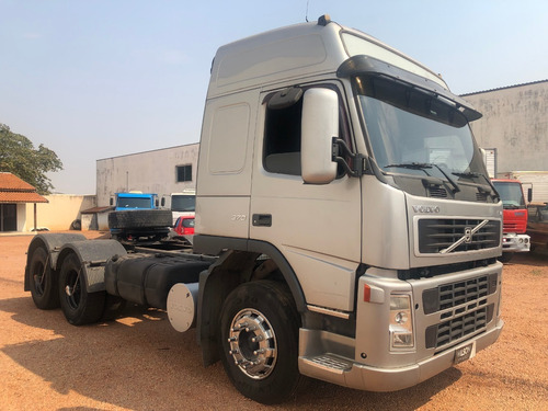 VOLVO FM 370 2010 BRANCA