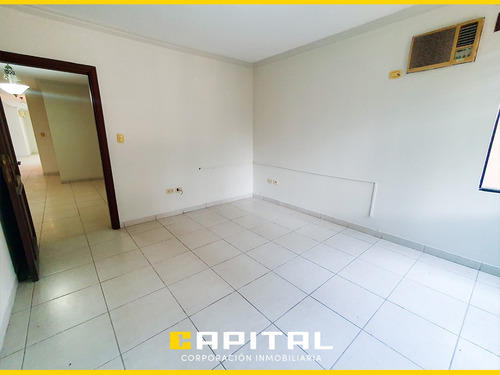 Hermosa Casa Con Piscina En Alquiler - Barrio Fleig - Imagen 4