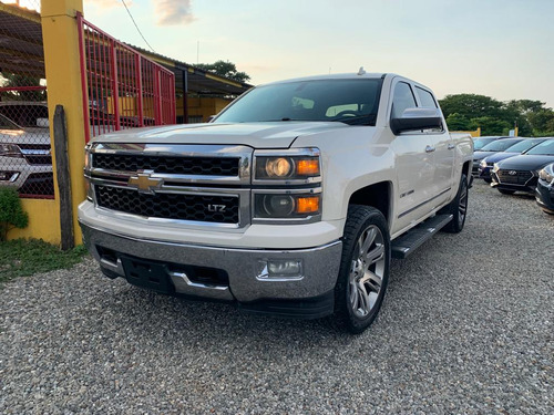 Chevrolet Cheyenne 2014 5.3 2500 Crew Cab Lt 4x4 Mt