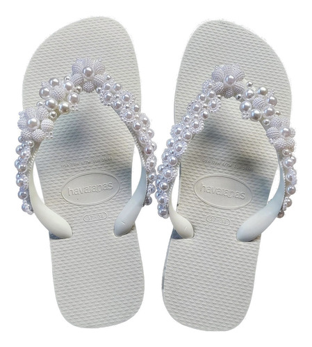 Havaianas Top Branca Decorada Com Lindas Flores De Perolas