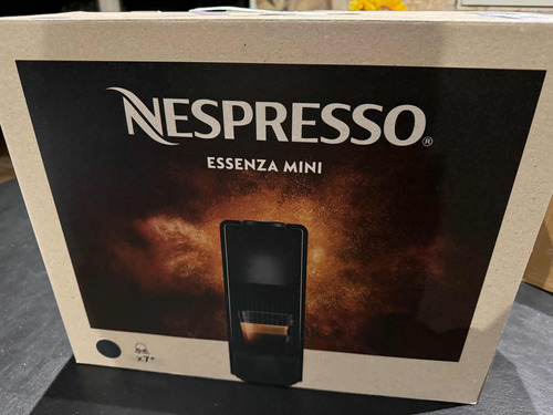 Nespresso Essenza Mini C Negra - Nueva