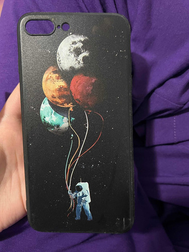 Capinha iPhone 7/8 Plus Preto Astronauta