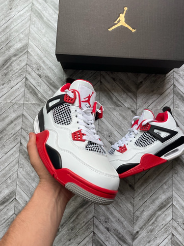 Tenis Jordan 4 Fire Red Rojo Talla 28