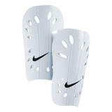 Canilleras Nike J Guard Futbol 2