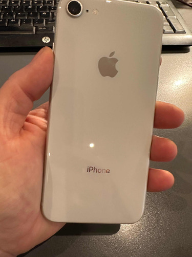 Celular iPhone 8 Blanco 64 Gb Batería 79% - Leer Descripción