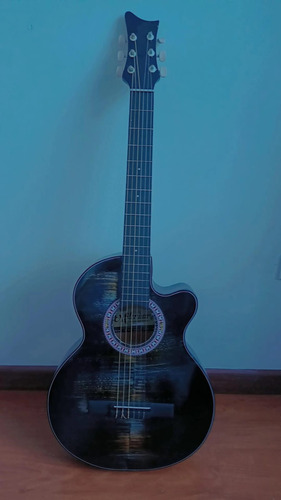 Guitarra Acustica Negra Con Decoracion En Azul Y Dorado