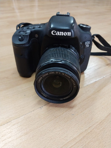 Camara Canon Eos 7d Incluye Accesorios.