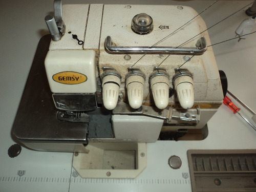 Vendo O Permuto Overlock Industrial Marca Gemsy