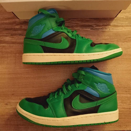 Zapatillas Nike Air Jordan 1 Mid, Talle 39, Impecables.