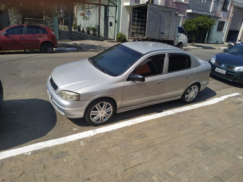 CHEVROLET ASTRA 2000 1.8 GL 3P