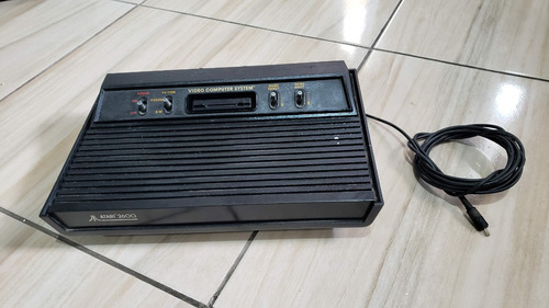 Atari 2600 Só O Aparelho Sem Nada Funcionando 100% M15