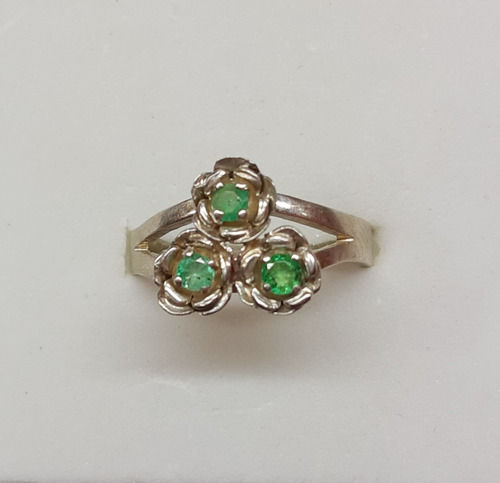 Hermoso Anillo Tres Rosas En Plata Ley 9.50