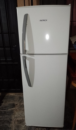 Heladera Patrick Hpk135 Blanca Con Freezer 