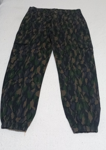 Pantalón Gabardina Cargo Con Bolsillo Camuflado Talle 38