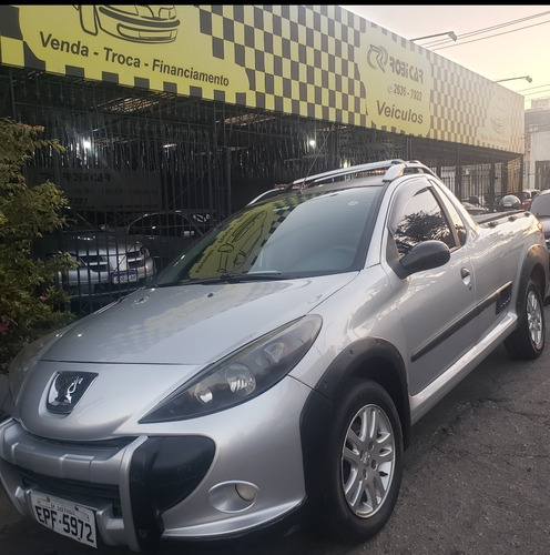PEUGEOT HOGGAR 2011 1.6 16V ESCAPADE FLEX 2P