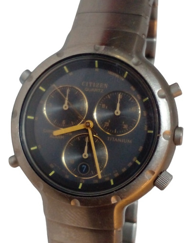 Reloj Citizen Tachymeter Chronograph Alarm Titaniun 3510.