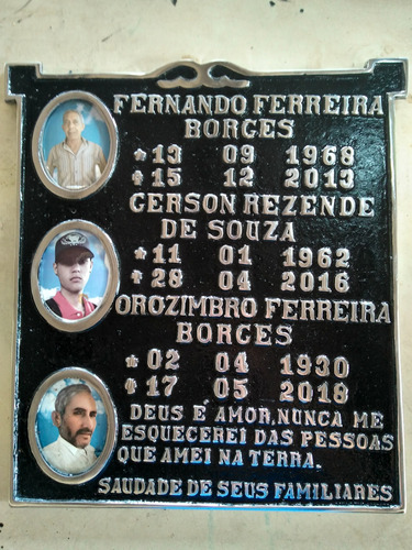 Placa Postuma Em Alumínio Com 3fotos Em Porcelana