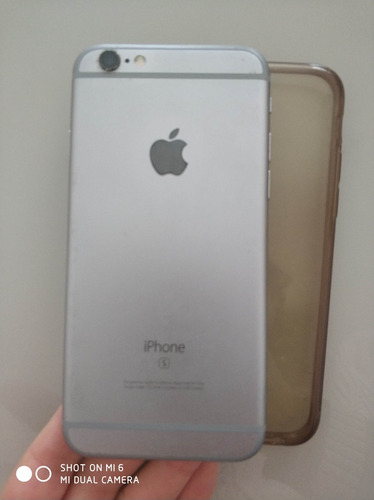 **iPhone 6s 16gb Impecável**