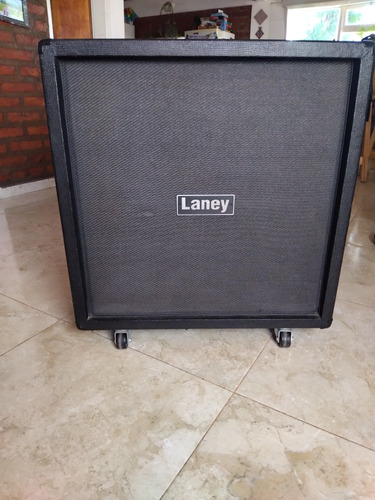 Caja Laney Ironheart 4x12