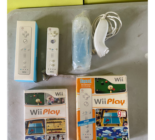 Juego Wii Play Con Mando Wii Y Nunchuck