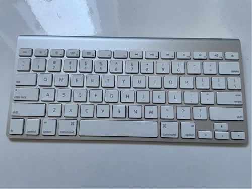 Teclado Apple Magic Keyboard Model: A1314