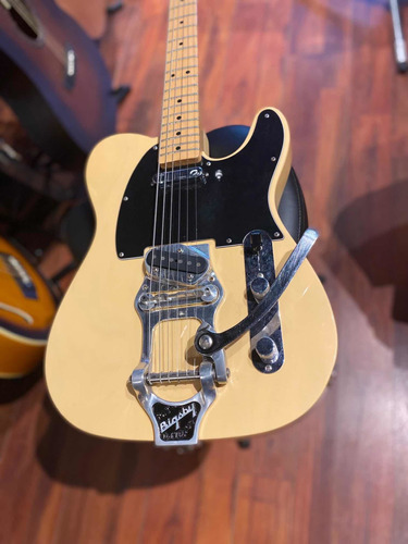 Guitarra Fender Telecaster Deluxe Series México Bigsby