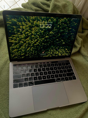 Macbook Pro (13 Polegadas, 2019, 4 Portas Thunderbolt 3)