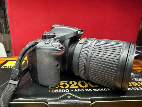 Camara Nikon D 5200 Con Lente 18-140