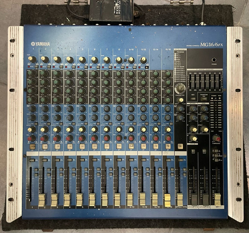 Mixer Consola Yamaha Mg16/6fx