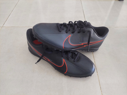 Botines Nike Cesped Sintetico / Artificial  Talle 9 Cero Mt.