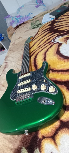 Guitarra Stratocaster Tagima T635 Limited Edition 