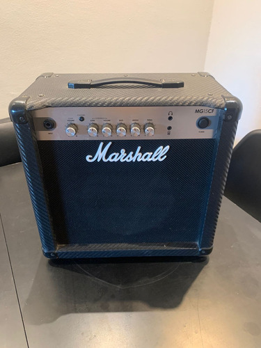 Amplificador De Guitarra Marshall Mg15cf 15w, Color Negro