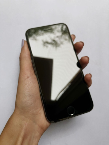 Celular iPhone 8 64gb Gris Oscuro