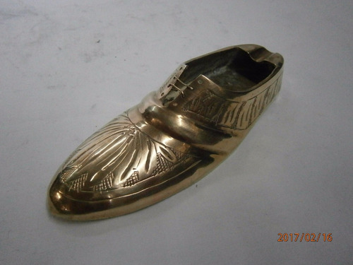 Cenicero Zapato De Hombre En Bronce India X14cms