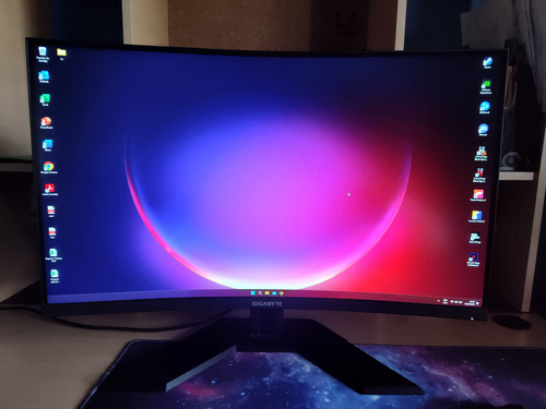 Monitor Gigabyte G32qc Qhd 2560x1440 165hz 32 Pulgadas 