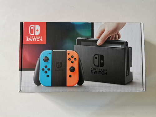 Nintendo Switch 32gb + 4 Joystick +  Estuche + 2 Juegos