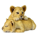 Figura Decorativa De 5.13 Pulgadas Loving Lion Cubs, Color .