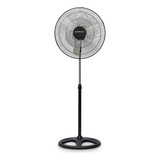 Ventilador Ultracomb Pie 18 Vt-4805 Negro 3 Aspas Cantidad De Aspas 3 Color De La Estructura Plateado  Material De Las Aspas Metal