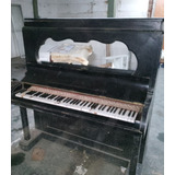 Piano Antiguo