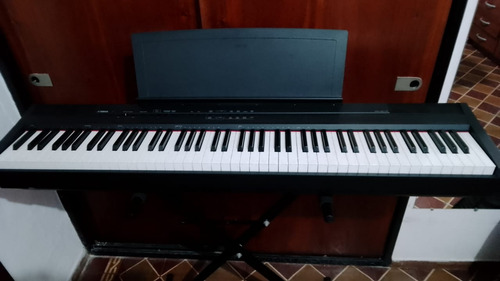 Piano Digital Yamaha P105, Atril+pedal, Superior Al P45/p35