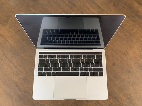 Macbook Pro Touch Bar 13 8gb Ram 2018 250gb Core I5