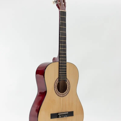 Guitarra Clásica Alondra, Cuerdas Nylon, C\u002Ffunda Y Plumillas Color Natural Orientación de la mano Diestro | Meses sin interés