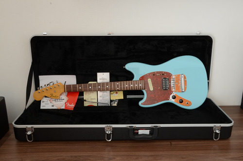 Guitarra Fender Mustang Kurt Cobain (canhoto)