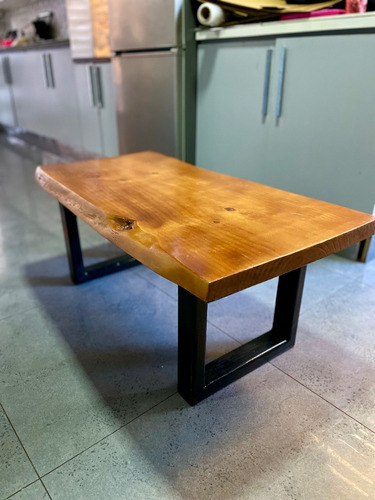 Mesa De Centro Madera Pino Vitrificada, 1,00x0,52x0,43altura