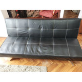 Futon Negro Cuerina. SodiMac. Usado C/detalles Oportunidad