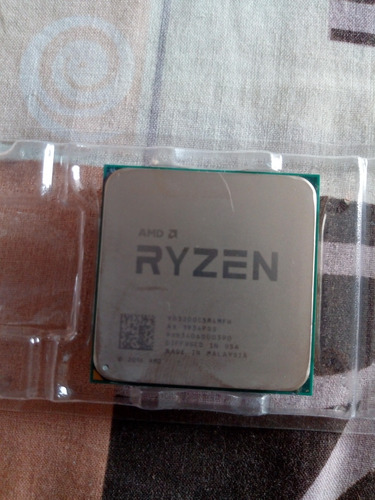Ryzen 3 3200g + Disipador Usado