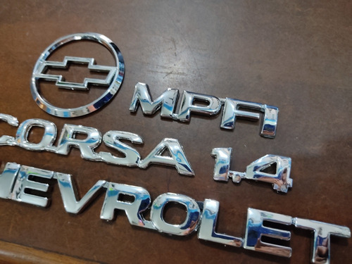 Kit Emblemas Corsa Chevrolet 1.4 Mpfi 5piezas Foto 3